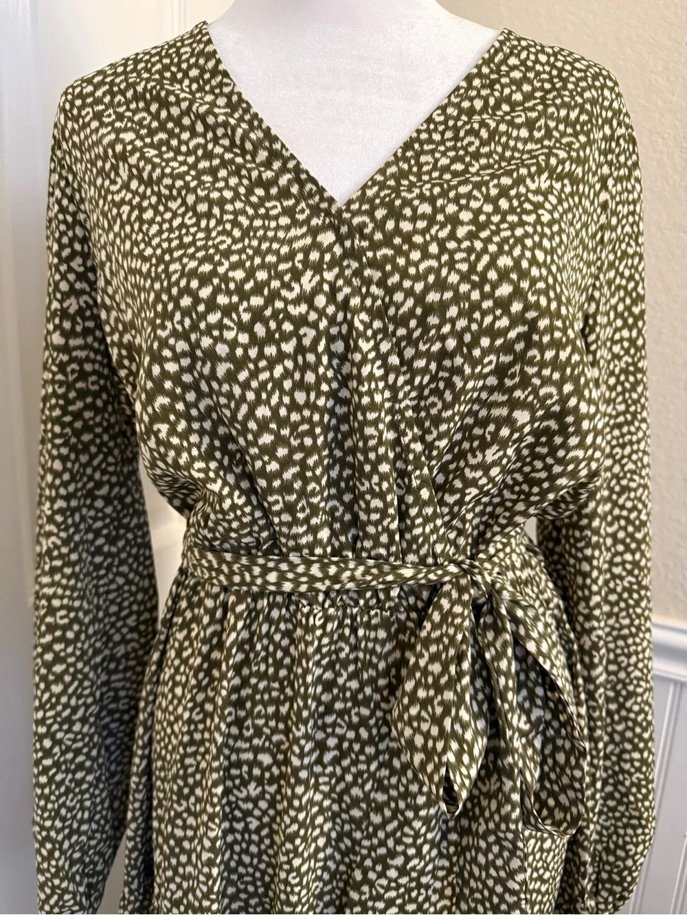 Long Sleeve Olive Floral Tiered Maxi Dress with V-Neck - Picture 7 of 9